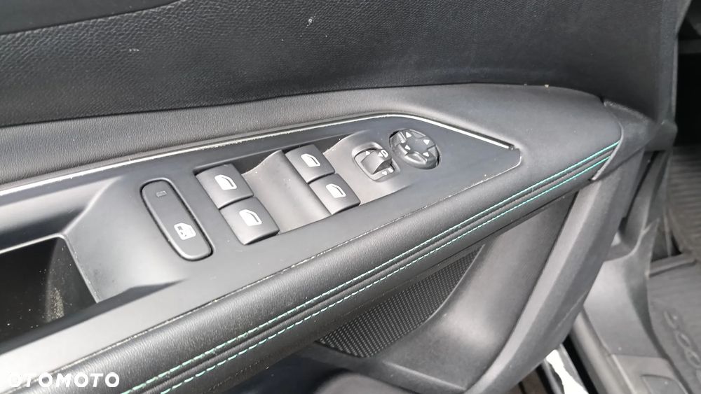 Peugeot 5008 1.2 PureTech Allure Pack S&S - 12