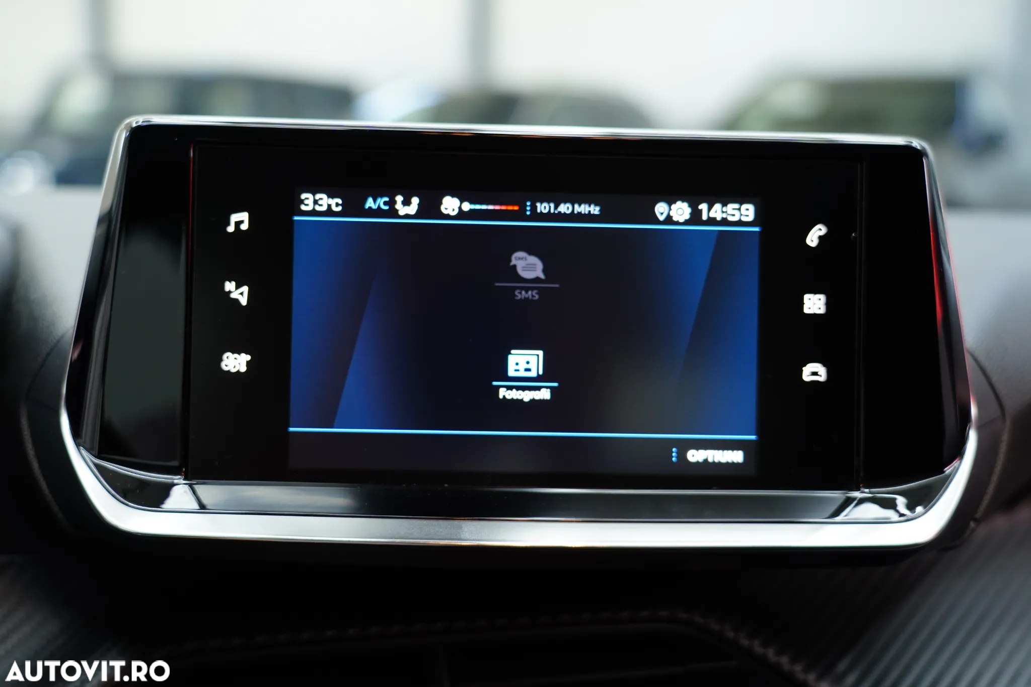 Peugeot 208 1.2 L PureTech STT Active - 18