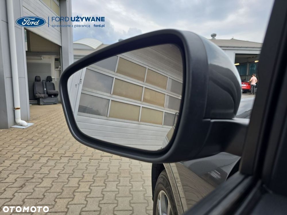 Ford Kuga - 25