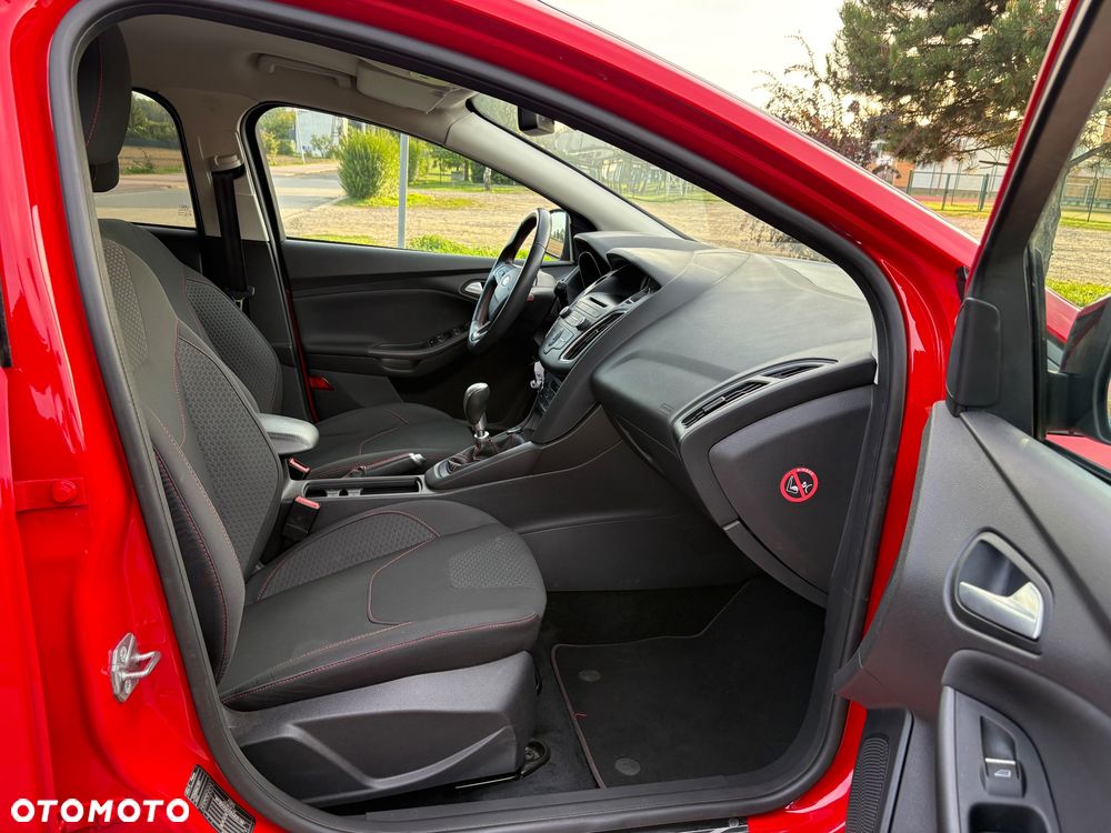 Ford Focus 1.0 EcoBoost Trend Sport - 25