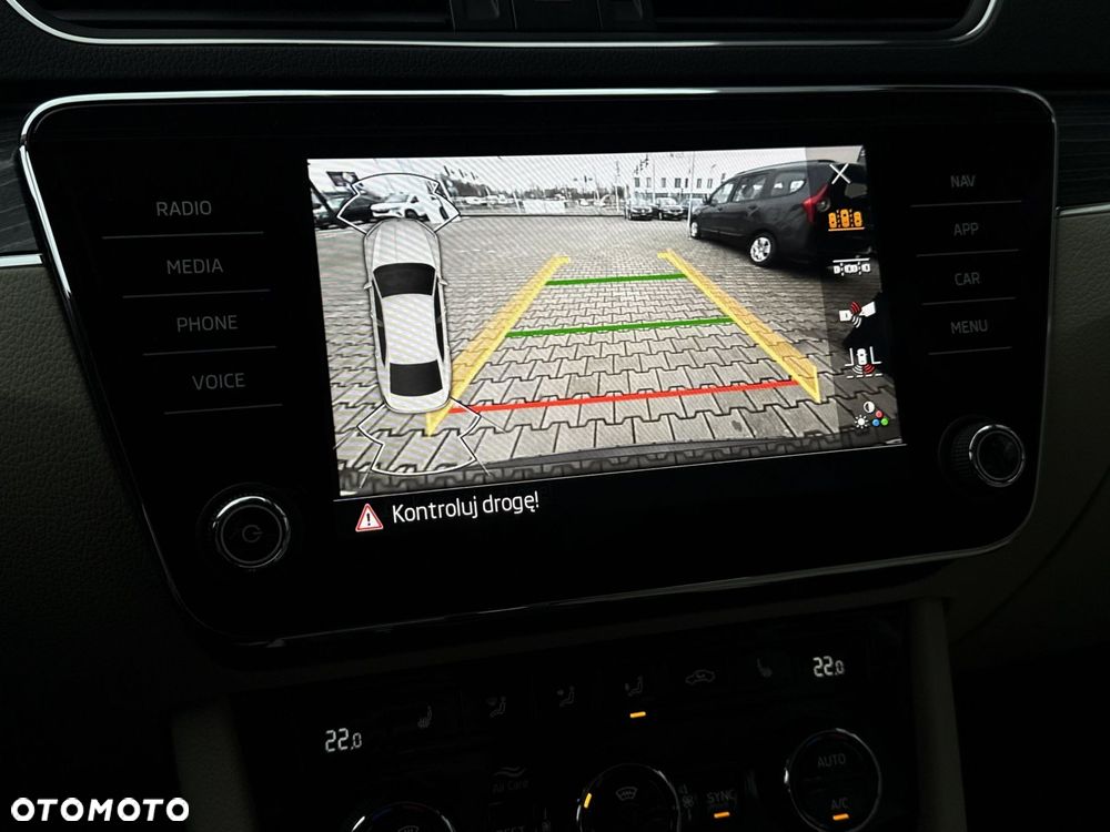 Skoda Superb 2.0 TSI Style DSG - 16