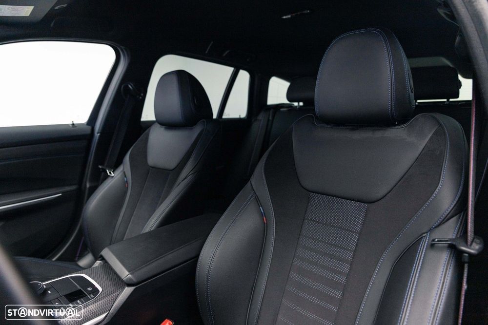 BMW 330 e Pack Desportivo M Auto - 17
