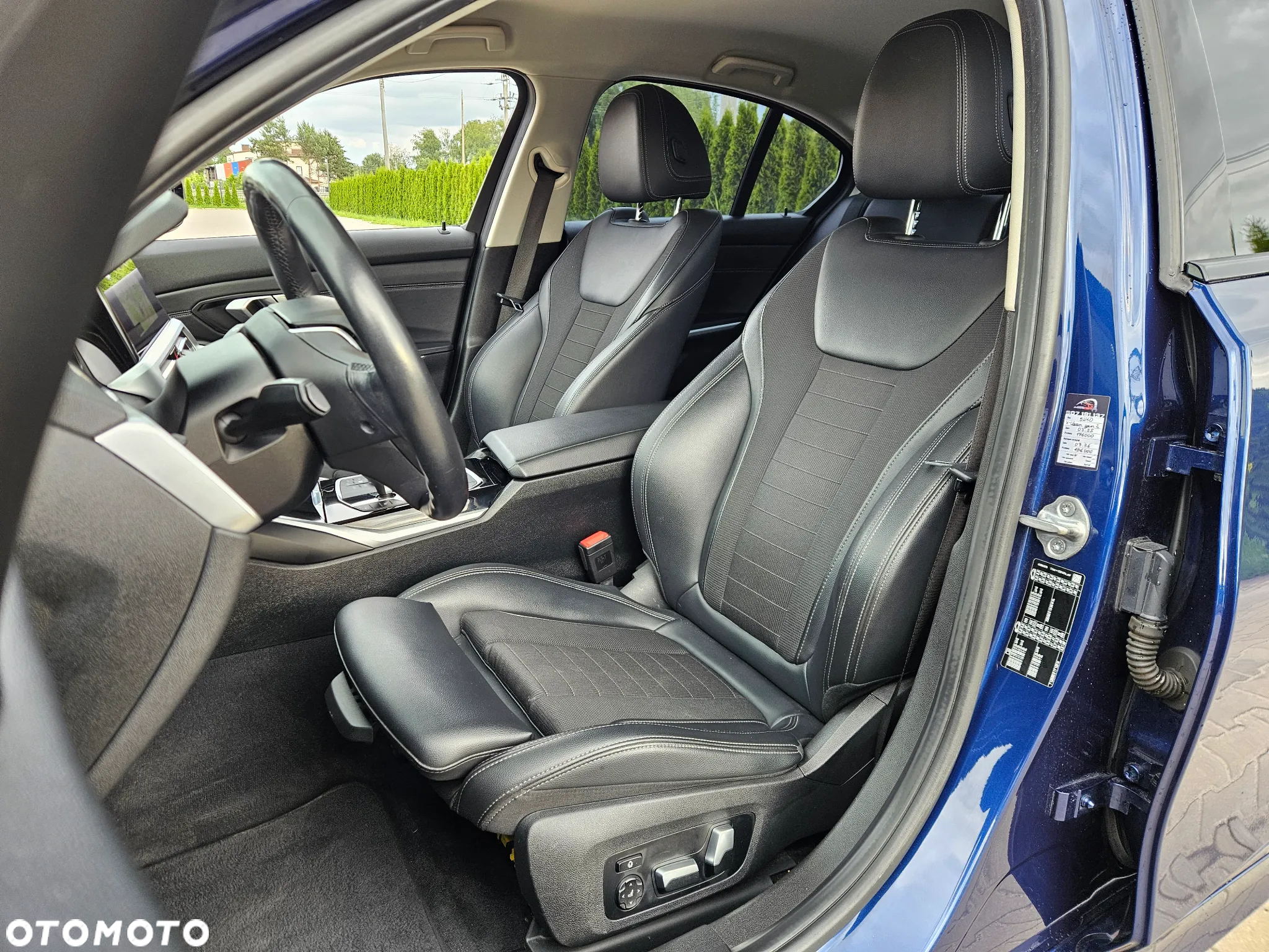 BMW Seria 3 320d Sport Line Shadow sport - 7