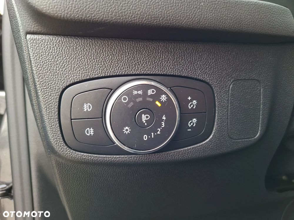 Ford Focus 1.0 EcoBoost Titanium - 17