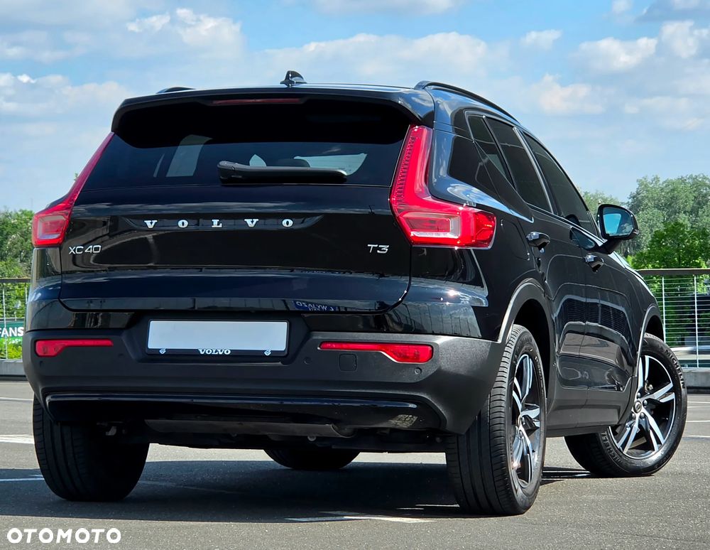 Volvo XC 40 B3 Plus Bright - 16