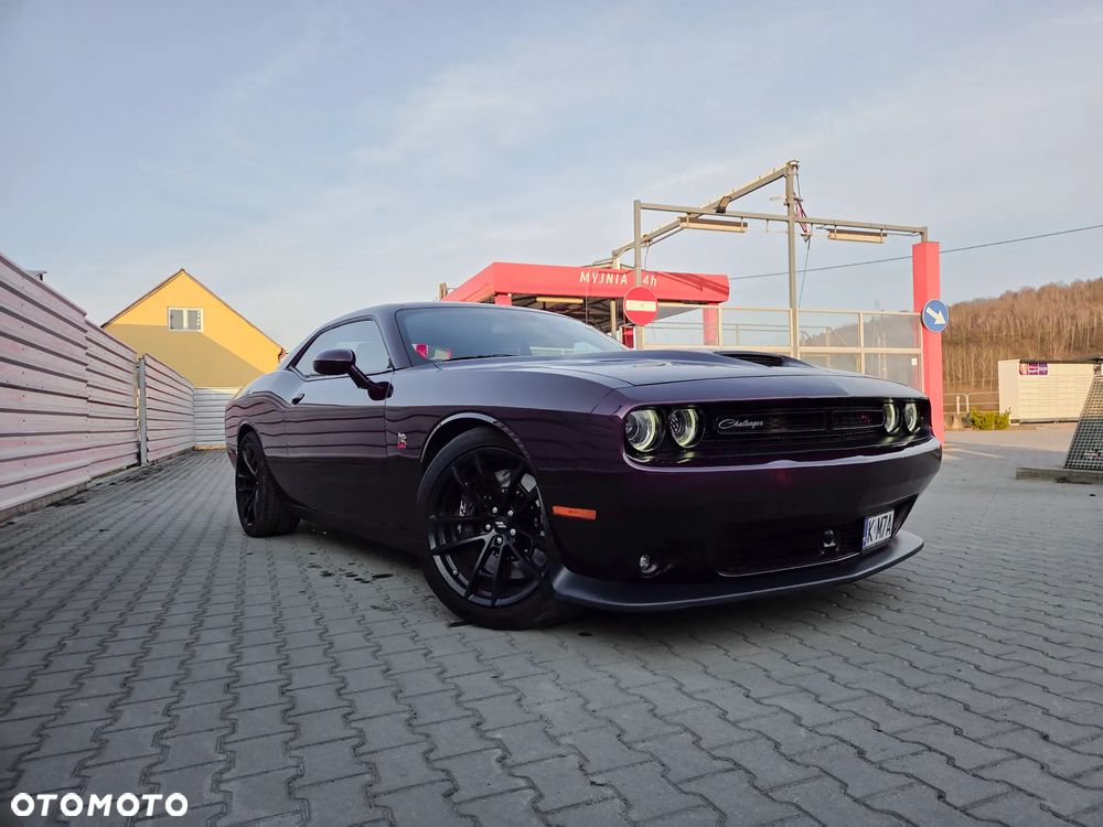 Dodge Challenger 6.4 Scat Pack - 7