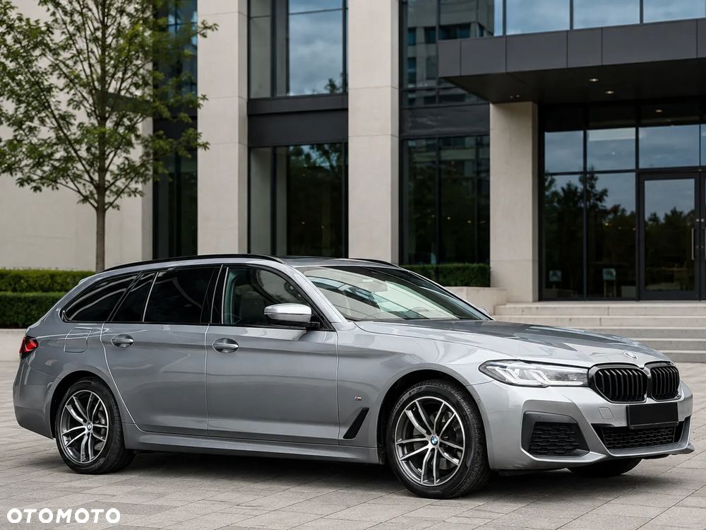 BMW Seria 5 520d xDrive mHEV M Sport sport - 3