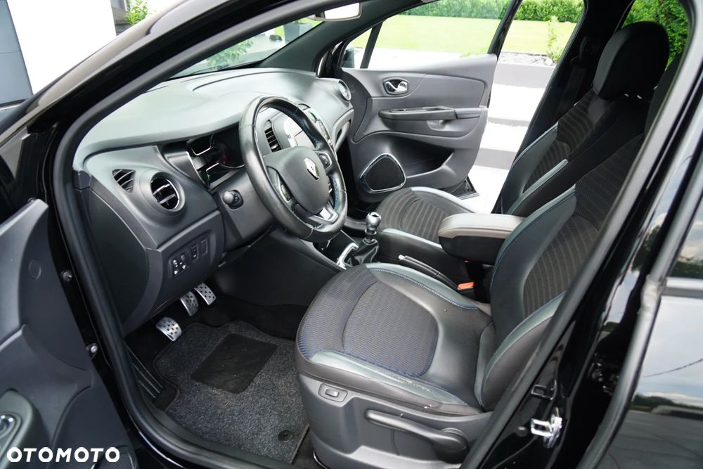 Renault Captur ENERGY TCe 120 Crossborder - 25