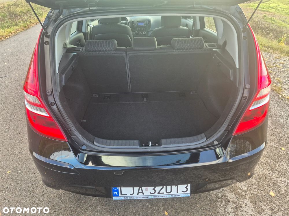 Hyundai i30 1.4 Blue Comfort - 11