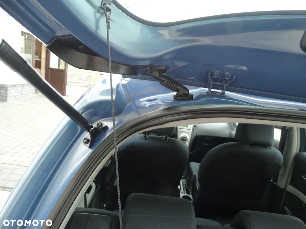 Toyota Yaris 1.3 VVT-i Cool - 19
