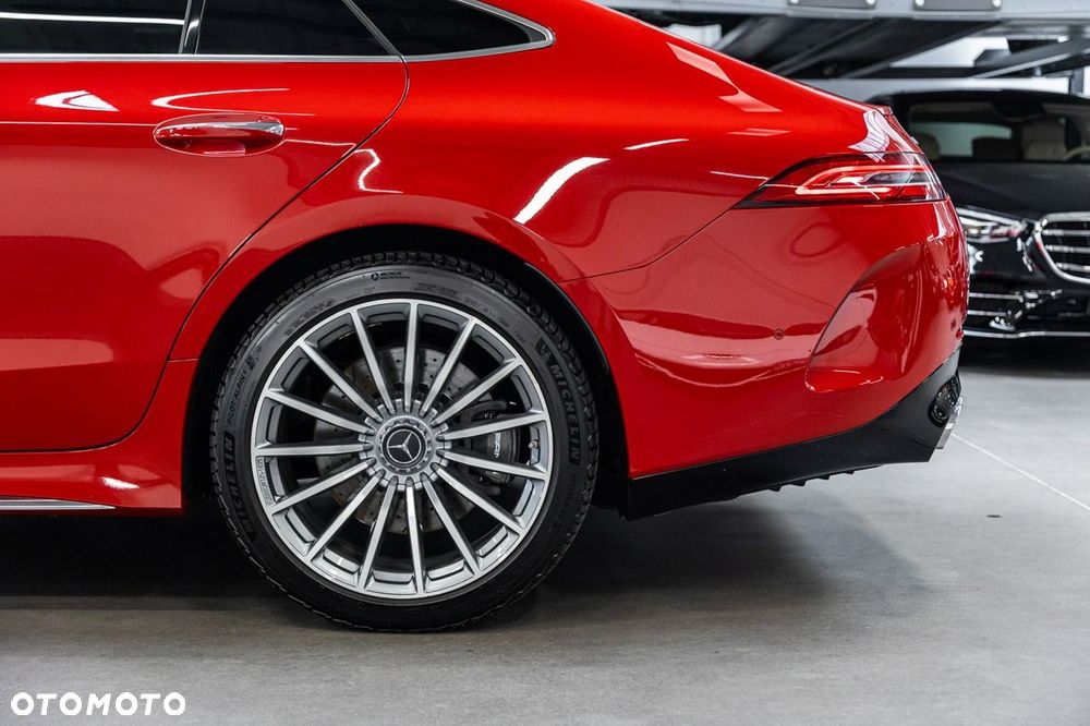 Mercedes-Benz AMG GT 53 4Matic+ 4D Speedshift TCT 9G - 16