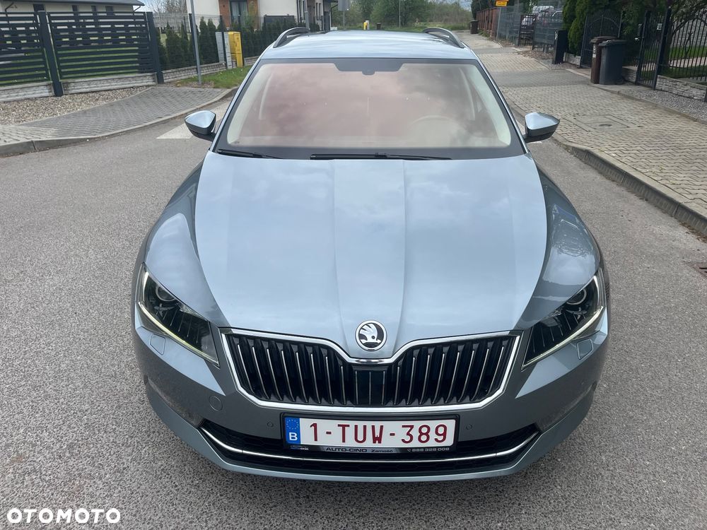 Skoda Superb 2.0 TDI DSG Style - 4