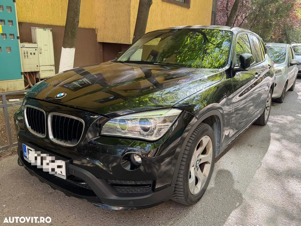 BMW X1 xDrive18d Aut. Sport Line - 1
