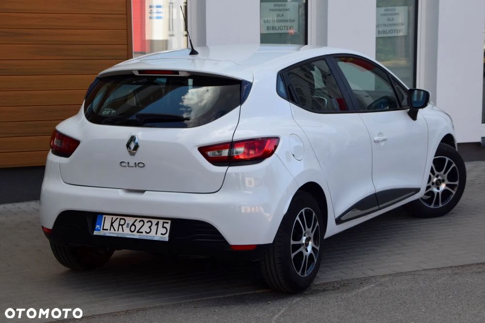 Renault Clio 1.2 16V Limited - 13