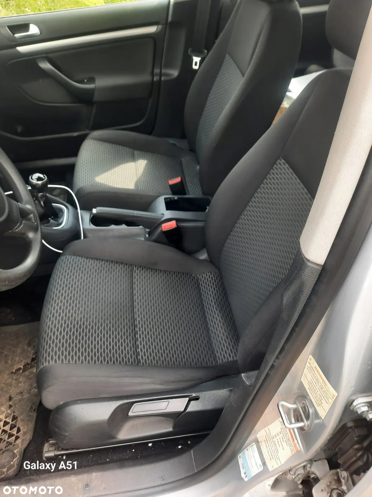 Volkswagen Golf VI 1.6 TDI Comfortline - 11
