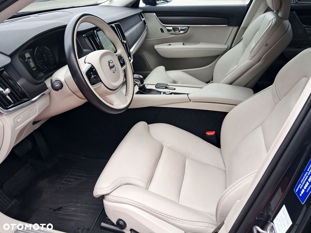 Volvo V90 - 15