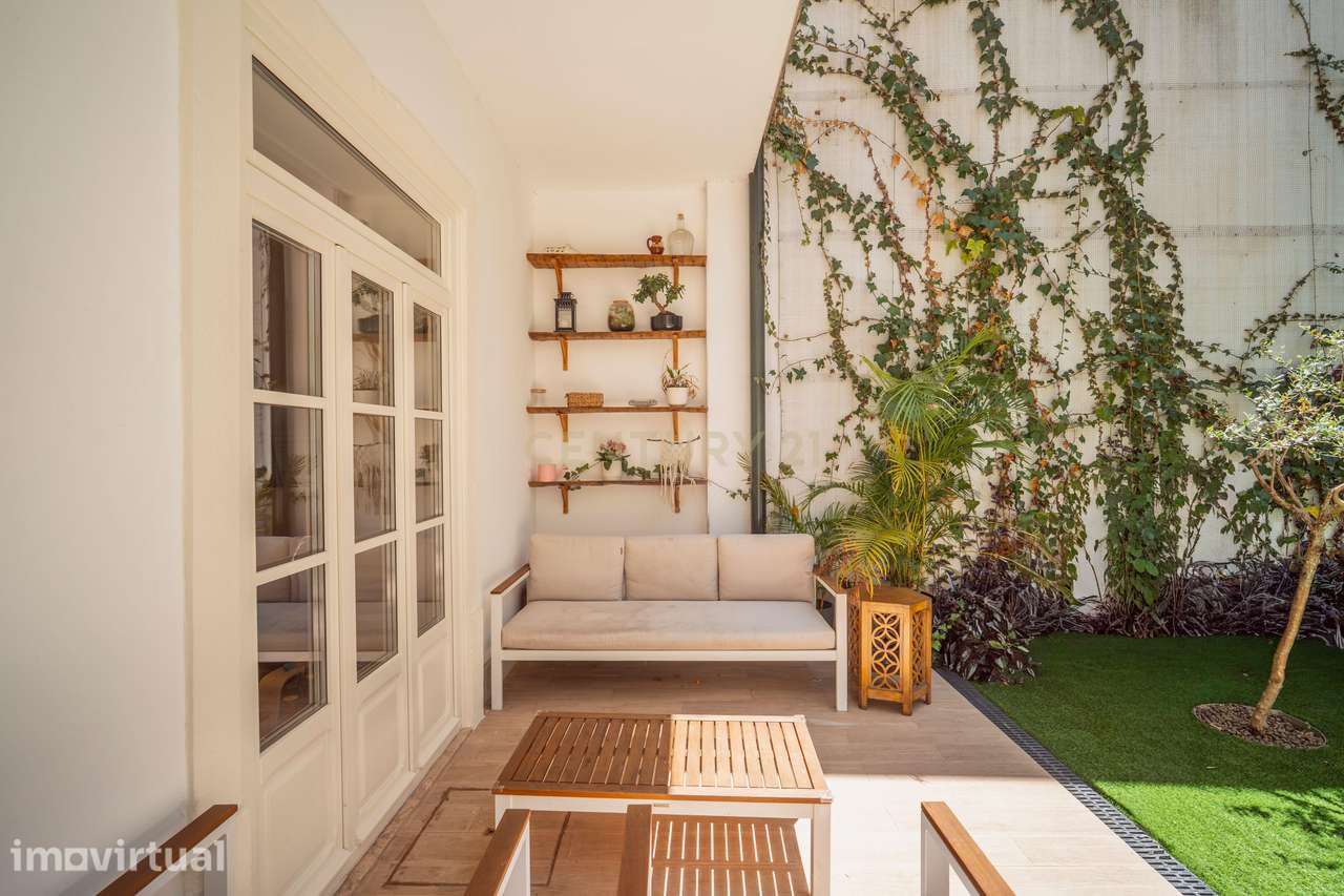 Apartamento Encantador com Jardim Privativo — Santo António, Lisboa - Grande imagem: 3/29