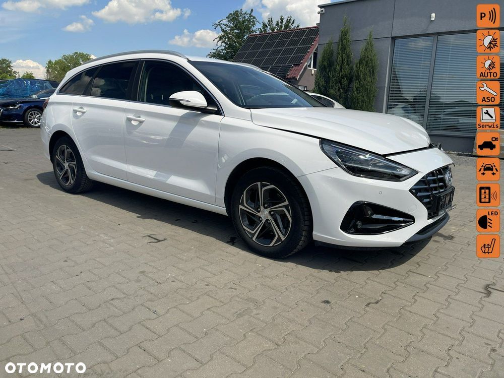 Hyundai i30 1.5 DPI Comfort - 1