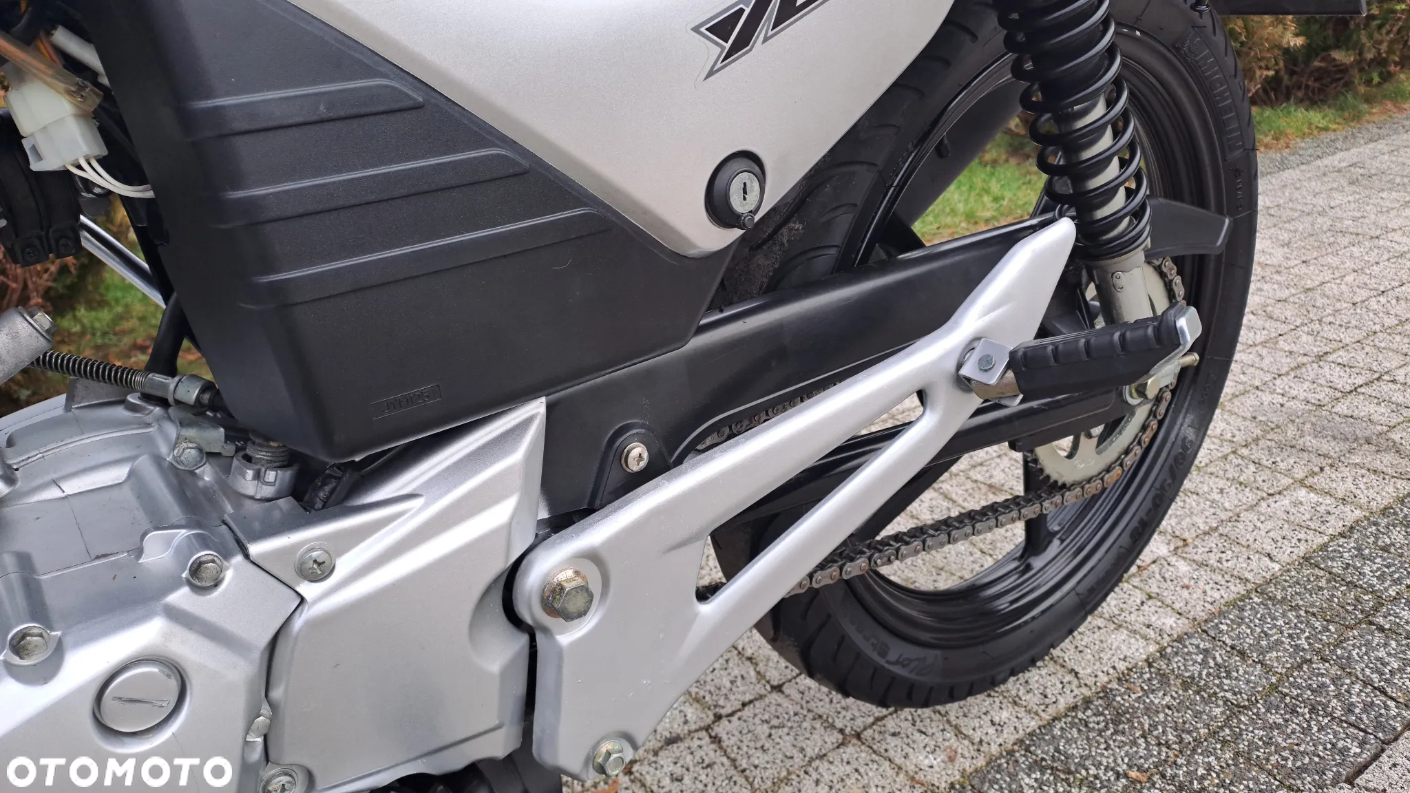Yamaha YBR - 40