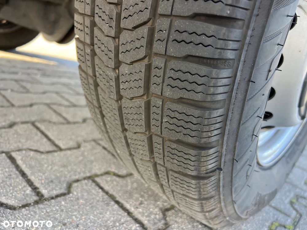 Iveco DAILY 35S18 HI-MATIC EURO 6 E PLANDEKA + WINDA 750 kg - 12