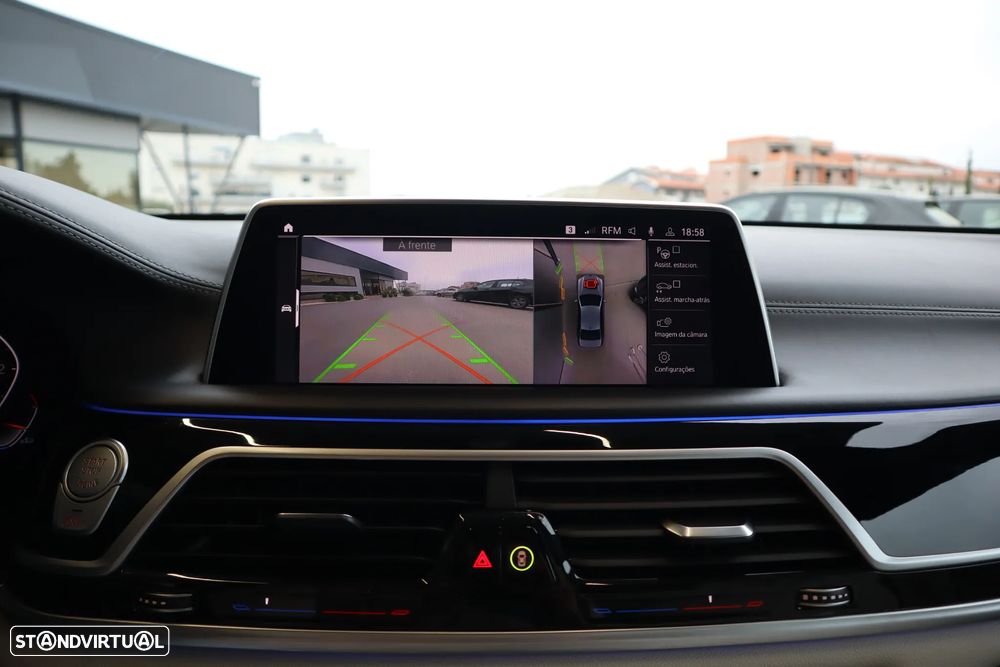 BMW 740 d xDrive Auto - 33