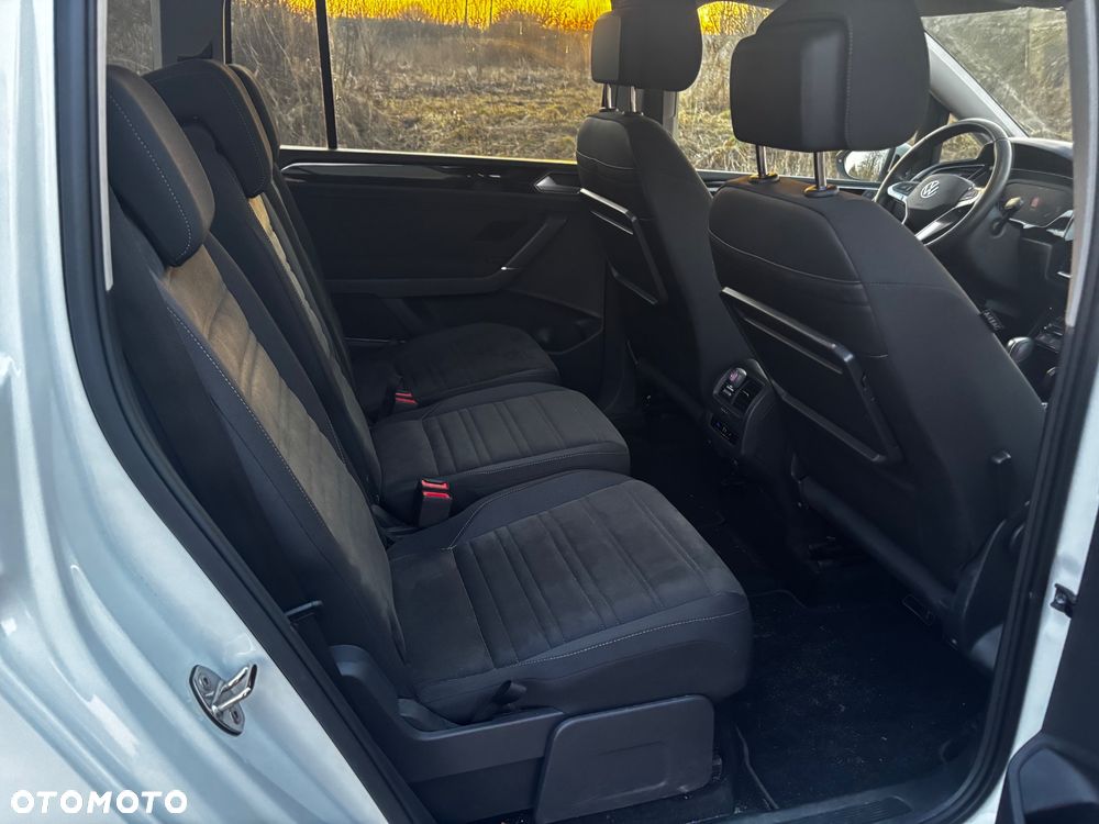 Volkswagen Touran 1.5 TSI EVO Highline DSG - 21