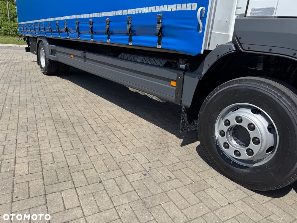 Mercedes-Benz ATEGO - 25
