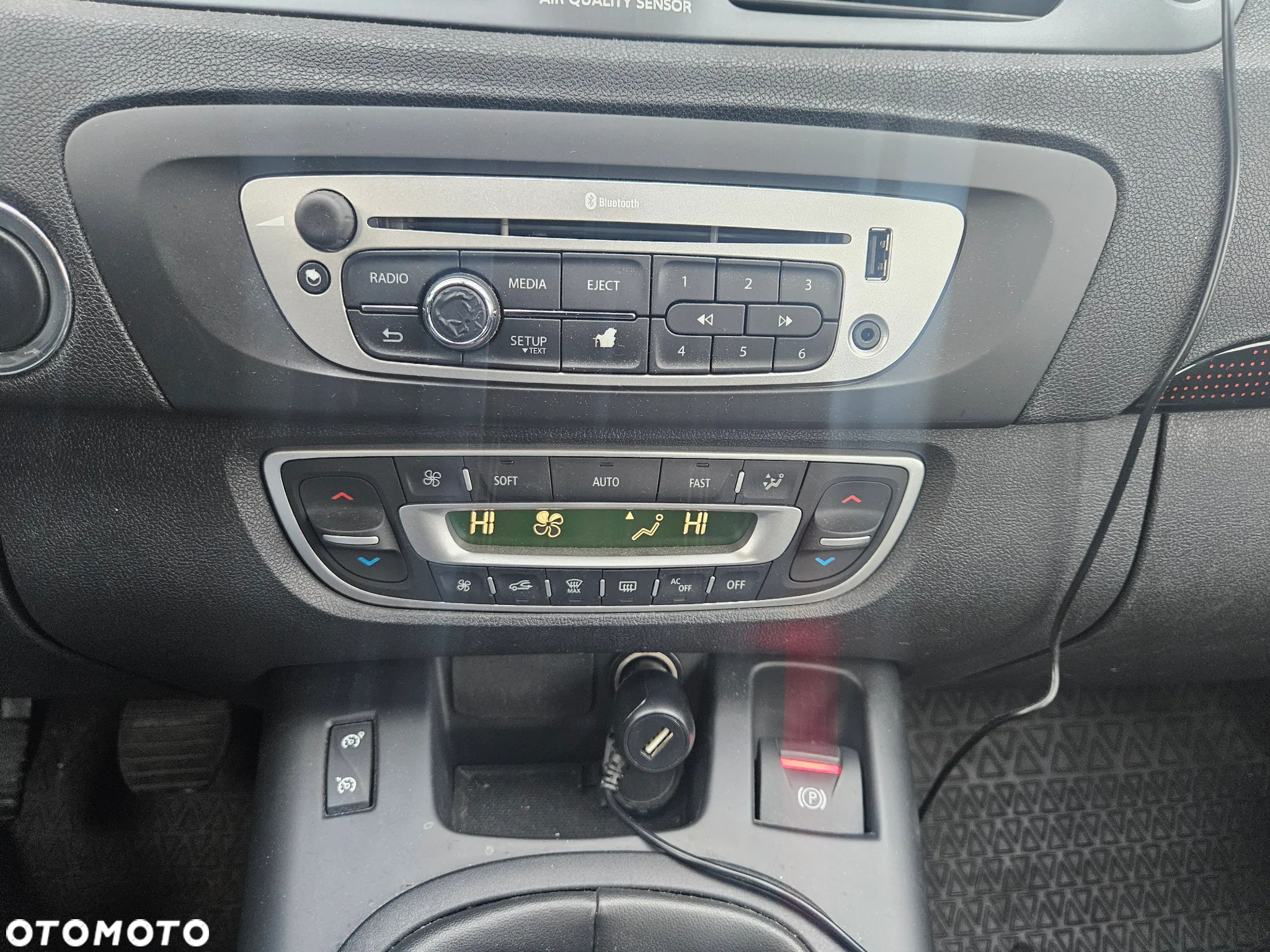 Renault Scenic ENERGY TCe 130 S&S Paris - 15