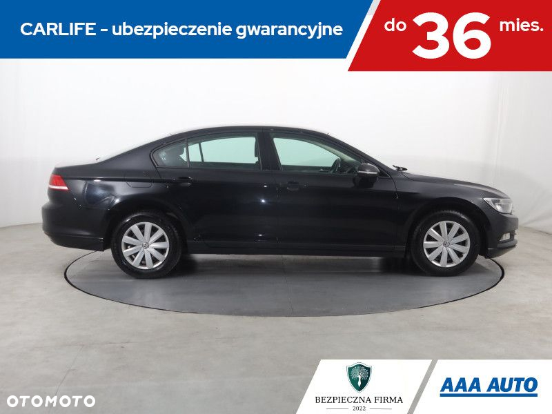 Volkswagen Passat - 7