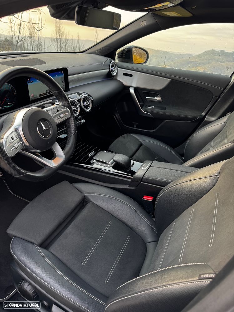Mercedes-Benz A 250 Limousine e 8G-DCT AMG Line - 9