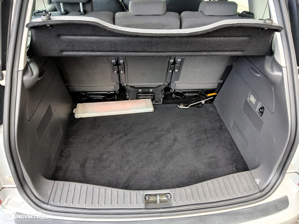 Ford Focus C-Max 1.6 TDCi Trend CVT - 13