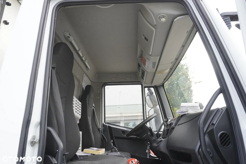 Iveco Eurocargo 140-210 4x2 / Chłodnia Cazaux multitemperatura / Thermoking T-1000R Spectrum_261918 - 18
