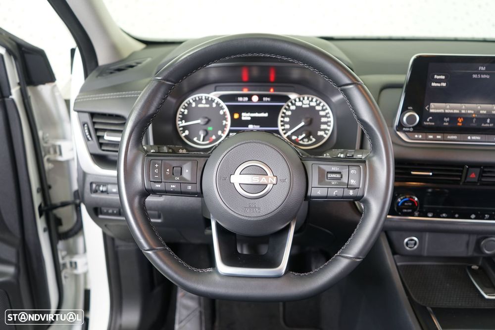 Nissan Qashqai 1.3 DIG-T N-Connecta - 19