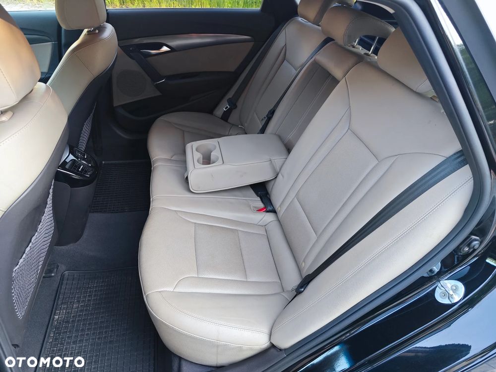 Hyundai i40 2.0 Automatik Premium - 24
