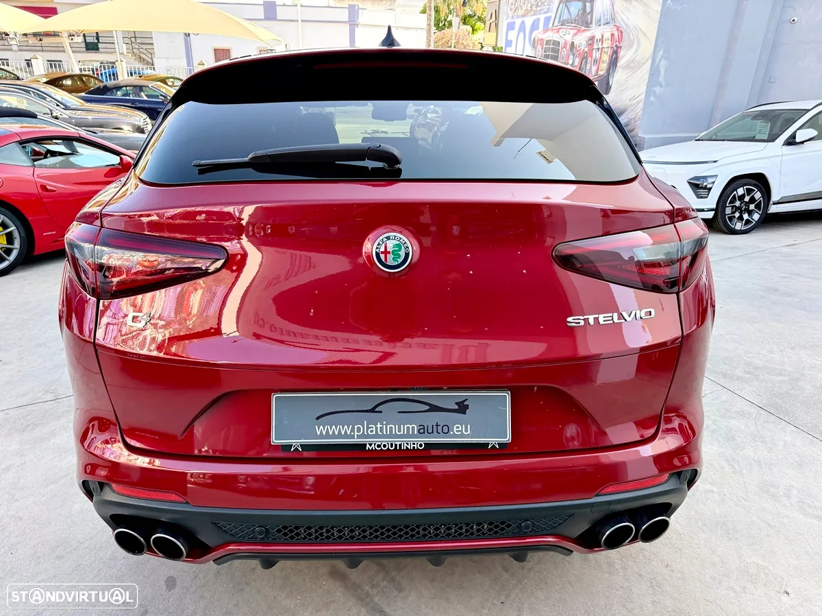 Alfa Romeo Stelvio 2.9 T Quadrifoglio Q4 - 4