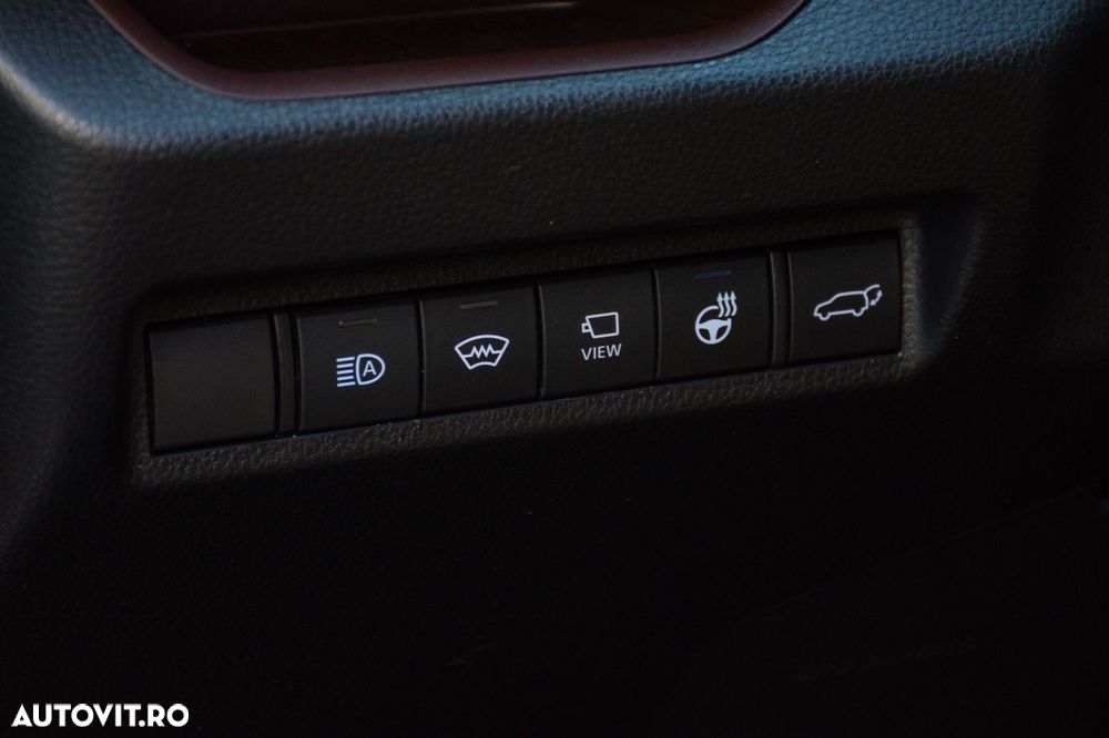 Toyota RAV4 2.5 4x4 Hybrid Lounge - 12