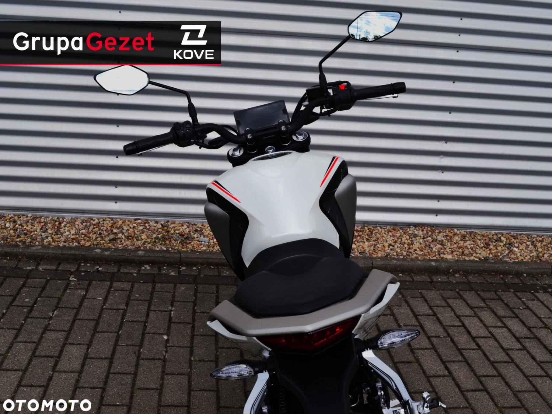KOVE NK125R - 11
