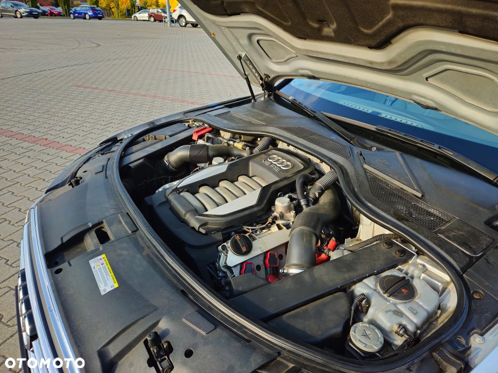 Audi A8 4.2 FSI L Quattro - 33