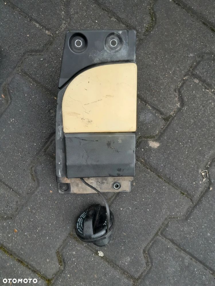 Klapka wlewu paliwa Iveco Daily 14- - 1