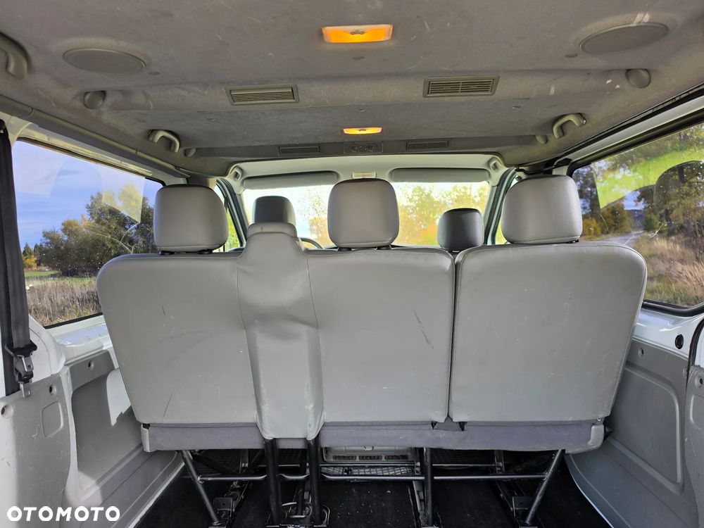 Opel Vivaro - 17