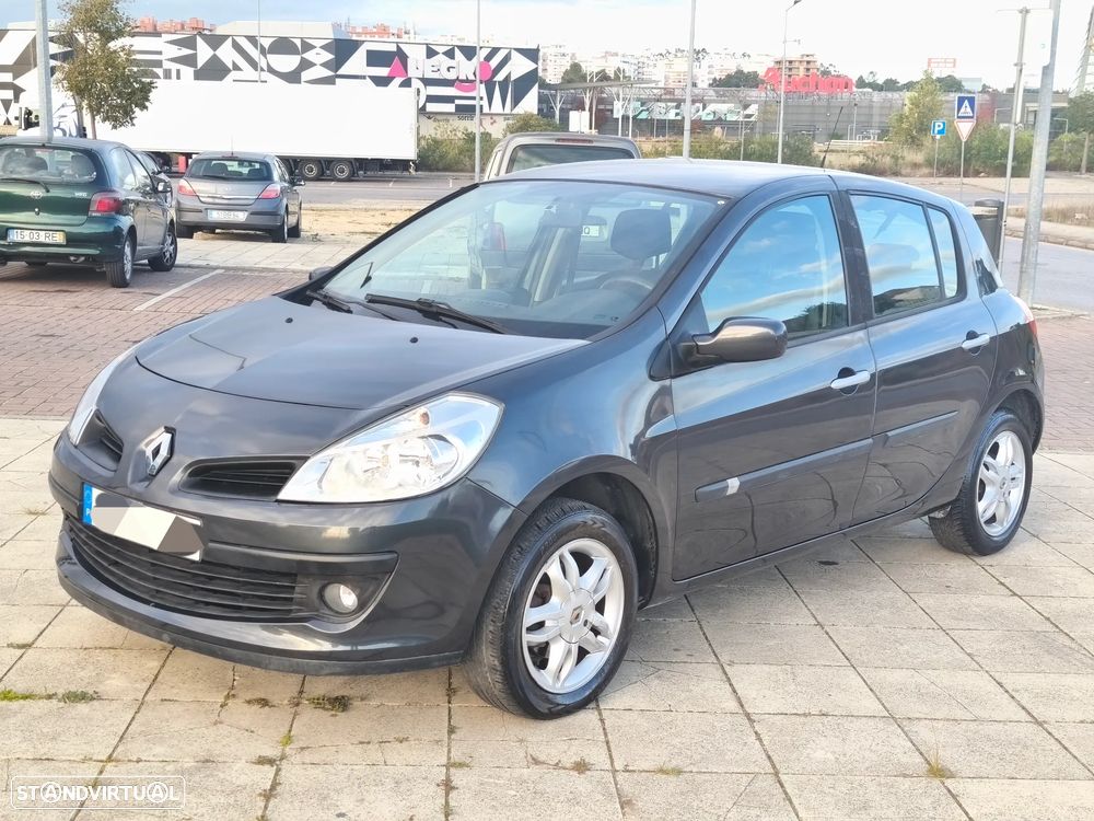 Renault Clio 1.2 16V Dynamique - 2