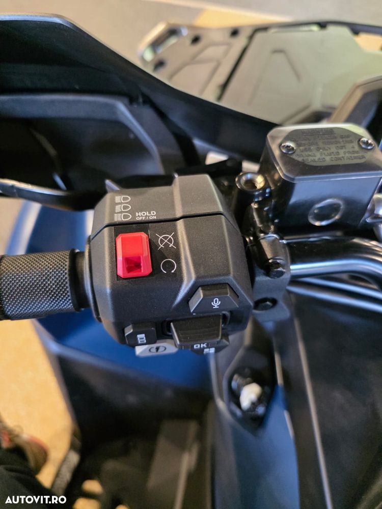 Can-Am Outlander Max - 10