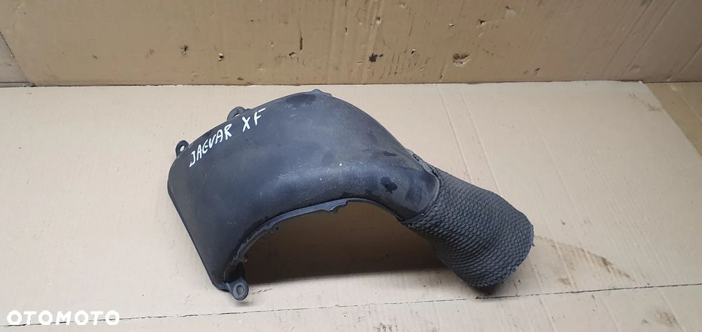 Wlot kanał dolot powietrza Jaguar XF X250 2.7 TDV6 8X23-9A673-AB - 1
