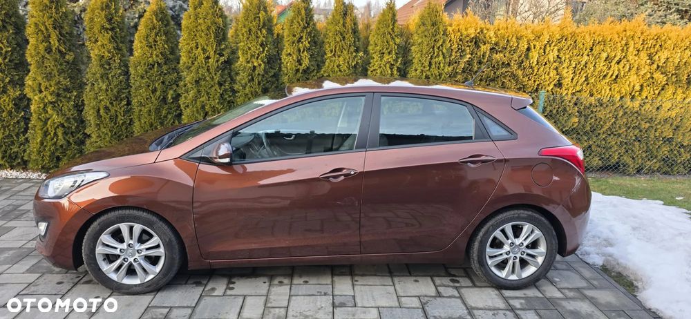 Hyundai i30 1.4 CRDi Trend - 4
