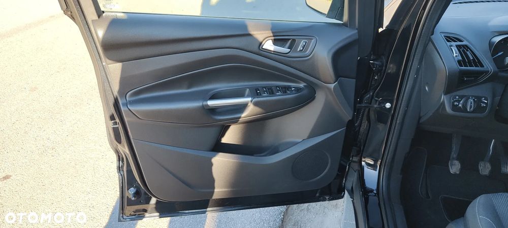 Ford Kuga 1.6 EcoBoost FWD Trend ASS - 16