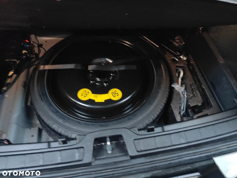 Volvo XC 40 T5 AWD Momentum Pro - 31