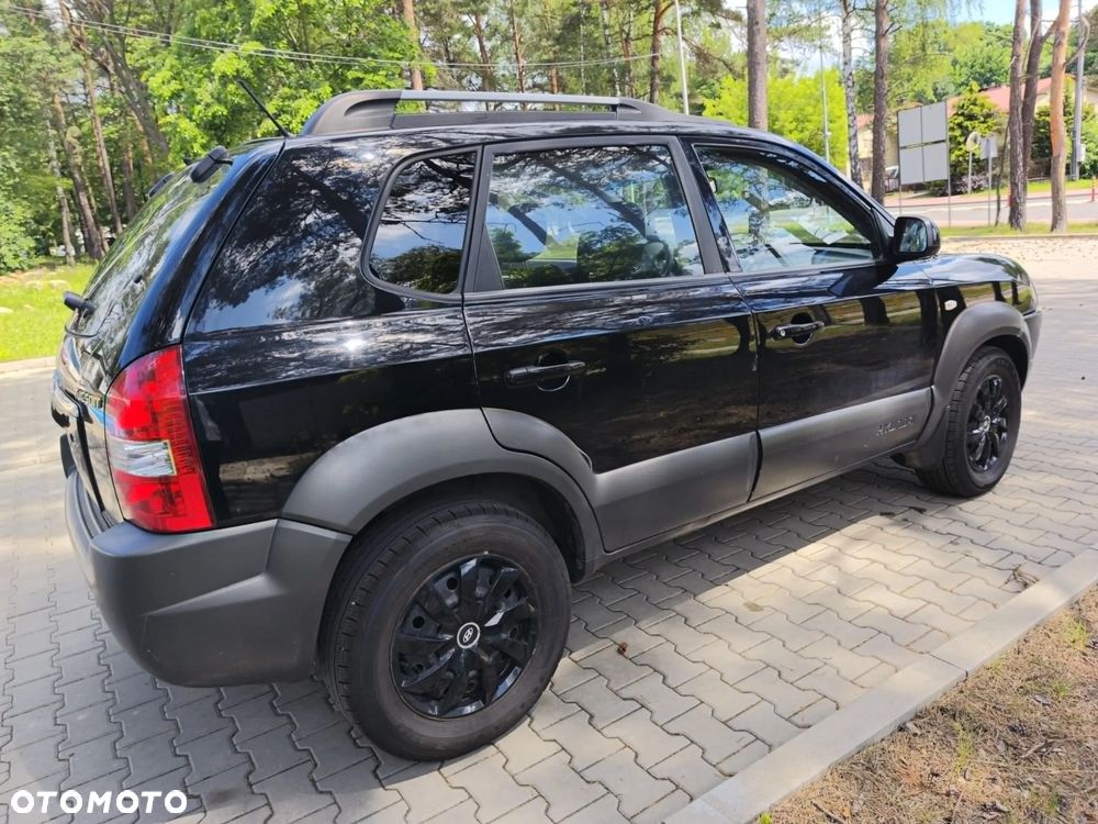 Hyundai Tucson 2.0 Comfort 2WD - 3