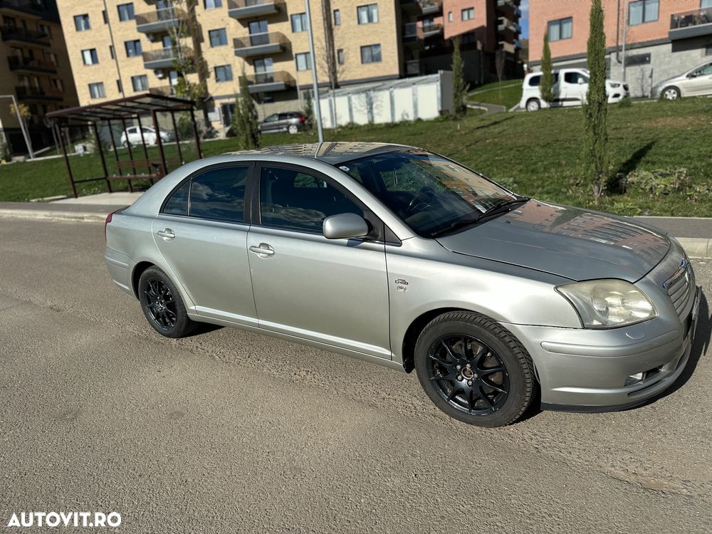 Toyota Avensis 2.0 D-4D - 15