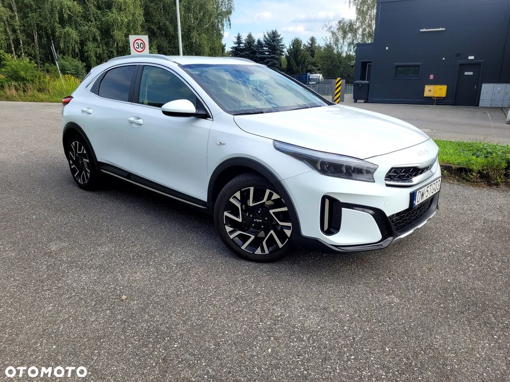 Kia XCeed 1.5 T-GDI M - 3