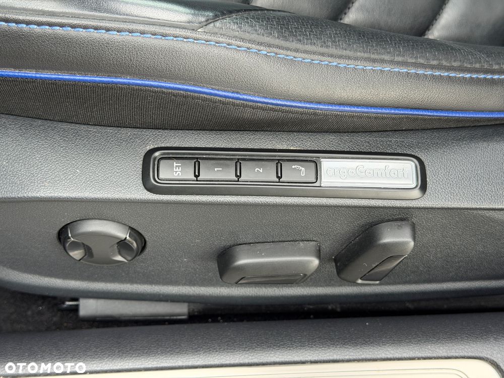 Volkswagen Arteon 2.0 TSI OPF 4Motion DSG R - 18